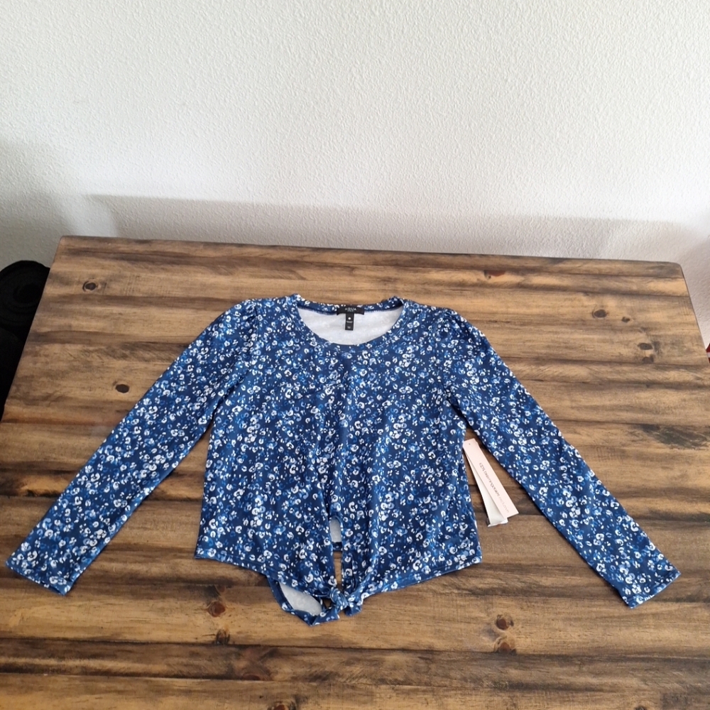 AQUA Girls Front Knot Long Sleeve XL Blue Scoop neck Pullover